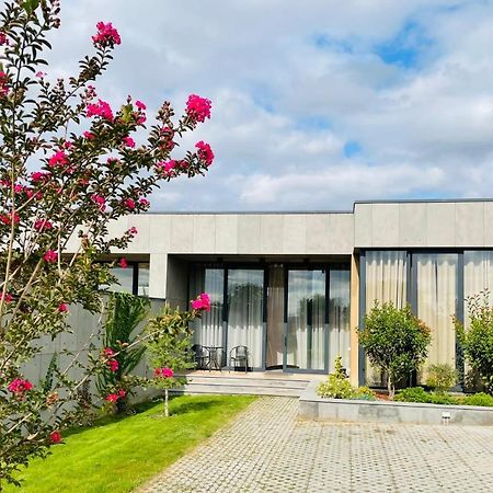 Villa, Kachreti Ambassador Golf Resort Качреті Екстер'єр фото